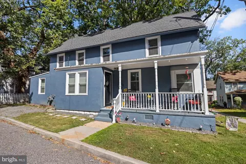 Exterior - 103 9th Ave, Pitman, NJ 08071 photo 5 of 8