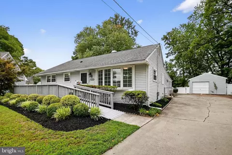1005 Warren Ct, Deptford, NJ 08096