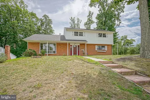 26 Sheffield Ln, Turnersville, NJ 08012