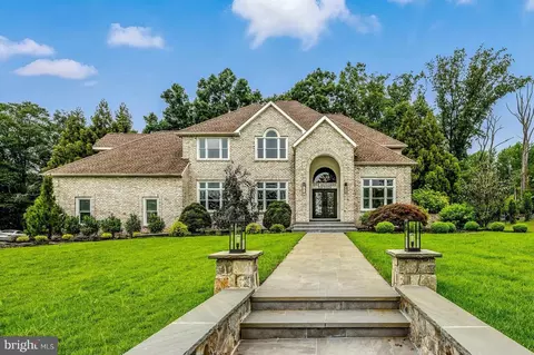 115 Fox Chase Ct, Swedesboro, NJ 08085
