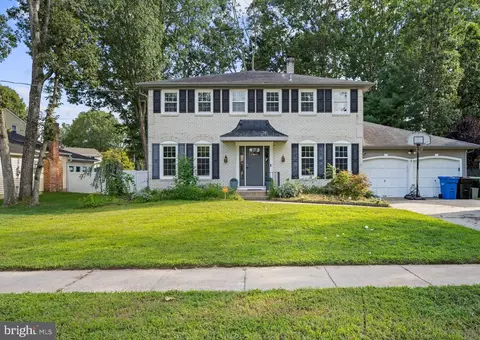 44 Cranford Rd, Blackwood, NJ 08012