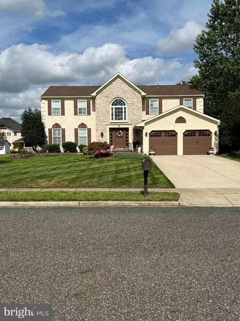 48 Rickland Dr, Sewell, NJ 08080