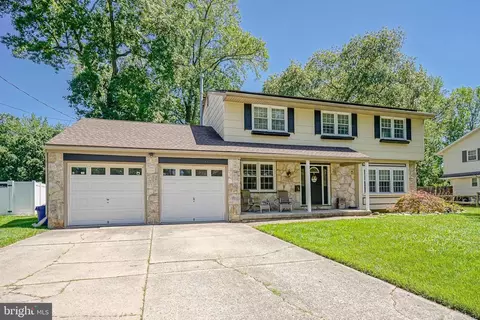 76 Casperson St, Gibbstown, NJ 08027
