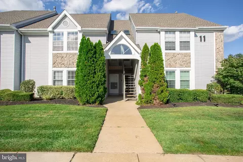 242 Loring Ct, Sewell, NJ 08080