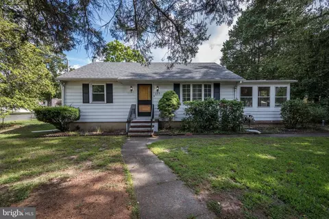 315 Woodbury Turnersville Rd, Grenloch, NJ 08032