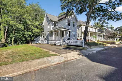 125 Oakcrest Ave, Pitman, NJ 08071