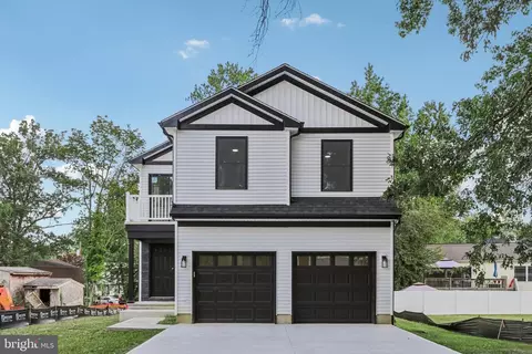 56 Fisher Ave, Westville, NJ 08093