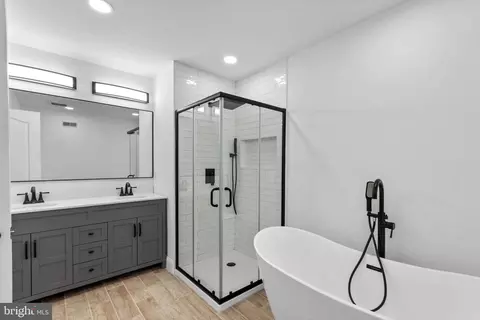Bath - 1091 Buckingham Dr, West Deptford, NJ 08086 photo 1 of 3