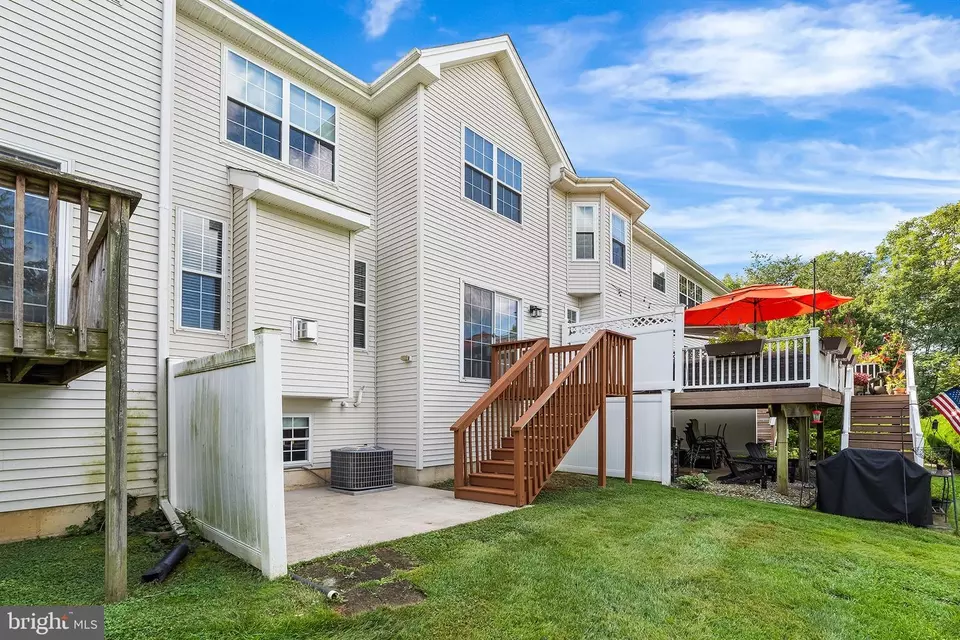 Exterior - 1091 Buckingham Dr, West Deptford, NJ 08086 photo 6 of 9