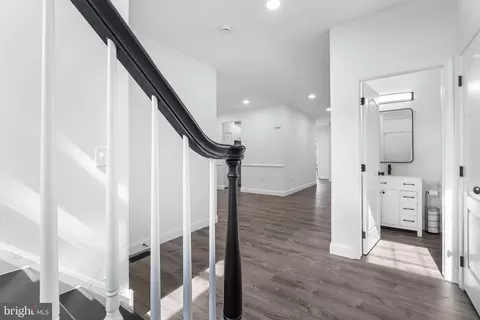 Entry Way - 1091 Buckingham Dr, West Deptford, NJ 08086 photo 1 of 14