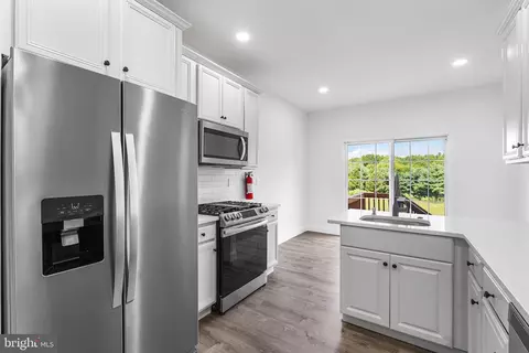 Kitchen - 1091 Buckingham Dr, West Deptford, NJ 08086 photo 1 of 2