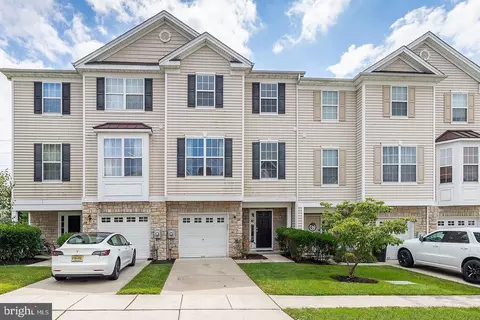 127 Acorn Dr, Mount Royal, NJ 08061