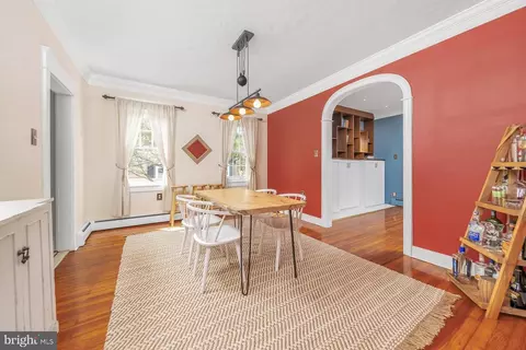 Dining - 135 Colonial Ave, Pitman, NJ 08071 photo 1 of 2