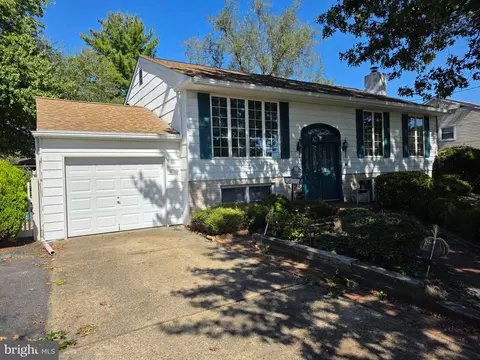333 E New St, Glassboro, NJ 08028