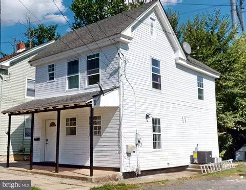626 Green St, Woodbury, NJ 08096