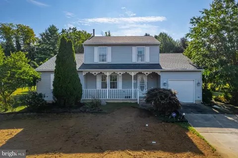 232 Fawn Meadows Dr, Mount Royal, NJ 08061