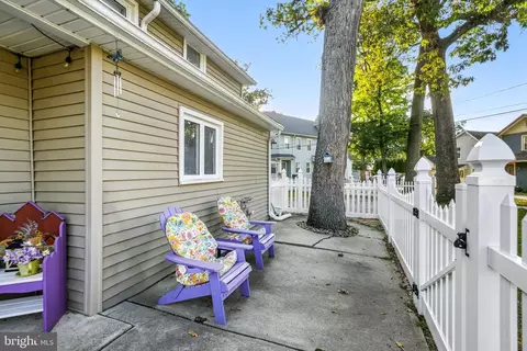 Exterior - 143 8th Ave, Pitman, NJ 08071 photo 5 of 8