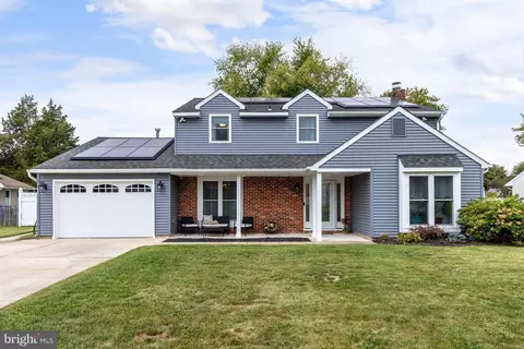 38 Freedom Rd, Sewell, NJ 08080