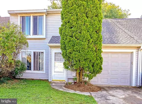 24 Fomalhaut Ave, Blackwood, NJ 08012