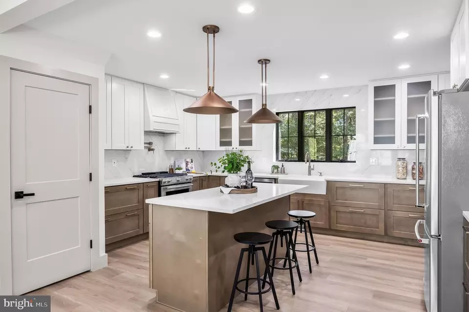 Kitchen - 261 Wenonah Way, Wenonah, NJ 08090 photo 1 of 5