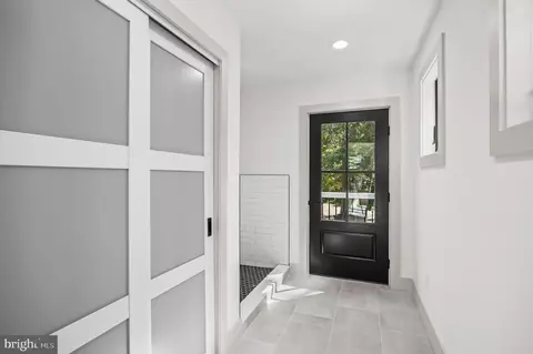 Entry Way - 261 Wenonah Way, Wenonah, NJ 08090 photo 1 of 1