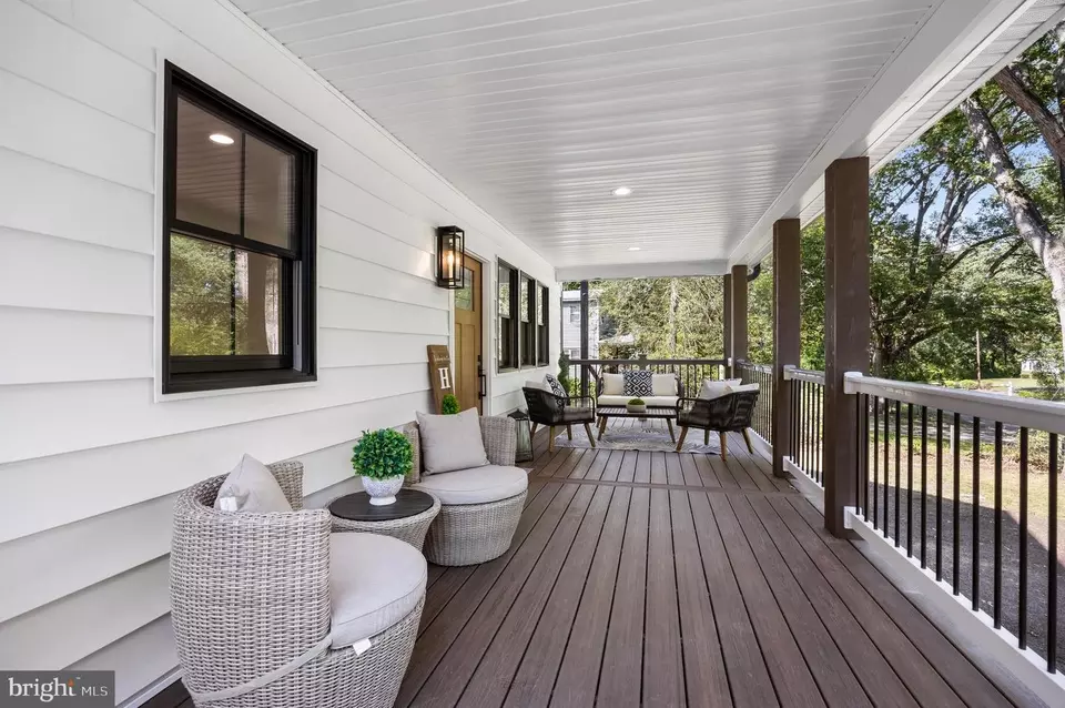 Exterior - 261 Wenonah Way, Wenonah, NJ 08090 photo 5 of 7