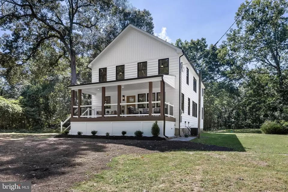 Exterior - 261 Wenonah Way, Wenonah, NJ 08090 photo 4 of 7