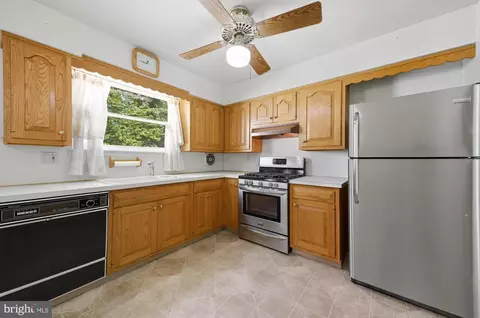 Kitchen - 403 Hudson Ave, Pitman, NJ 08071 photo 1 of 3