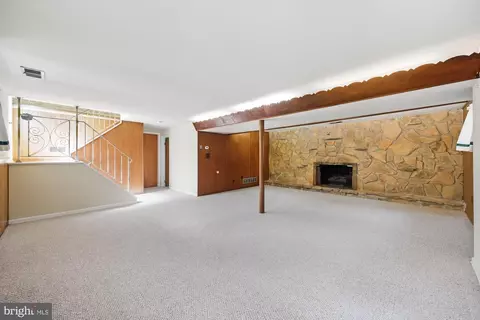 Living - 403 Hudson Ave, Pitman, NJ 08071 photo 7 of 8