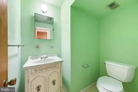 Bath - 403 Hudson Ave, Pitman, NJ 08071 photo 2 of 2