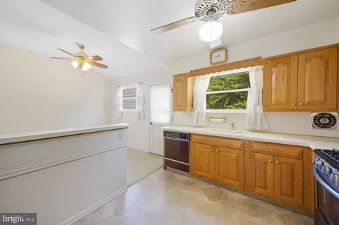 Kitchen - 403 Hudson Ave, Pitman, NJ 08071 photo 3 of 3