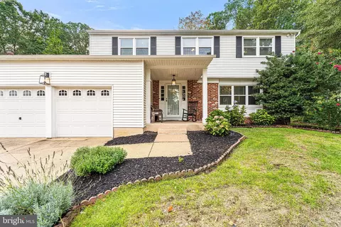 9 Eden Rd, Blackwood, NJ 08012