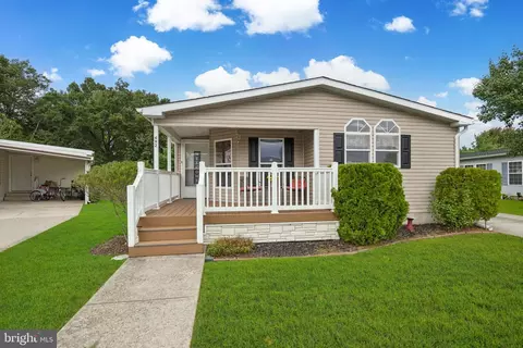 492 Shadowcreek Ln, Williamstown, NJ 08094