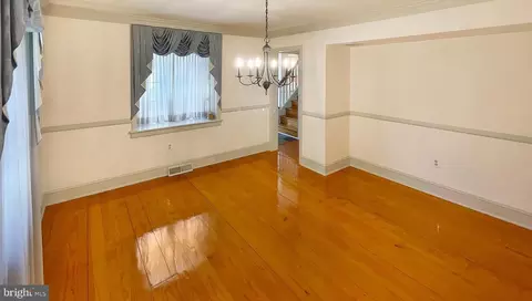 552 Hereford Ln, Mickleton, NJ 08056 photo 8