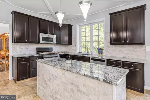 202 Sullivan Dr, Mickleton, NJ 08056 photo 9