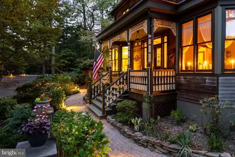 320 Center St, Sewell, NJ 08080