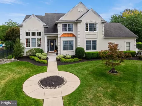 128 Preakness Dr, Mullica Hill, NJ 08062