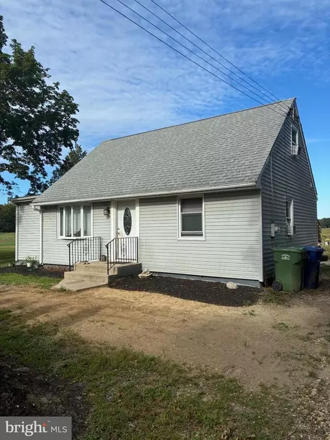 893 Fries Mill Rd, Franklinville, NJ 08322