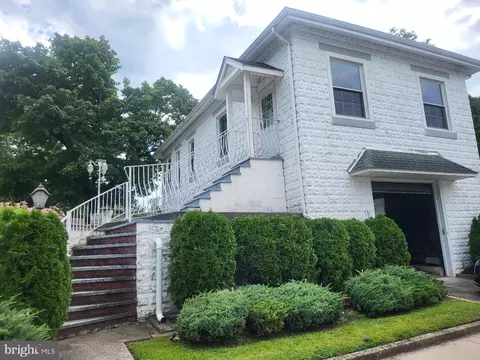 625 Delaware St, West Deptford, NJ 08086