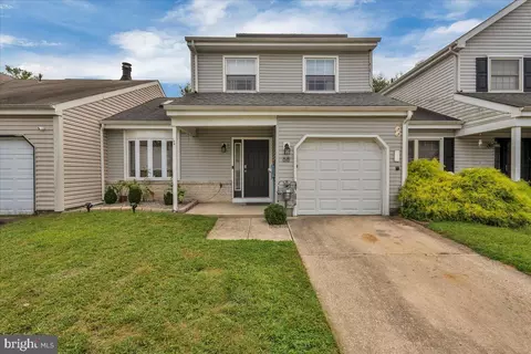 68 Hancock St, Swedesboro, NJ 08085