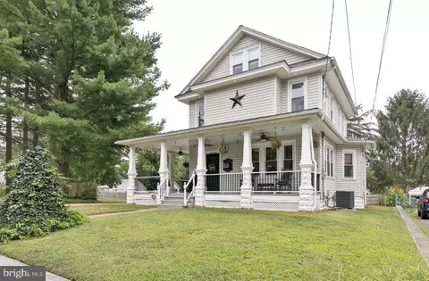69 Colonial Ave, Pitman, NJ 08071