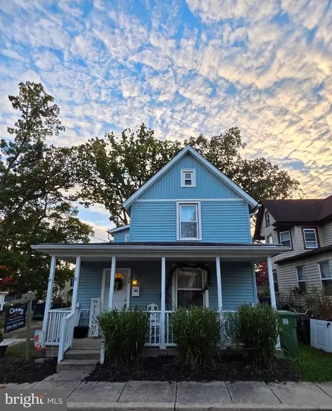 26 East Ave, Pitman, NJ 08071