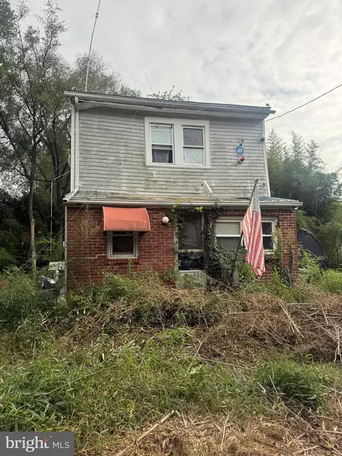 306 Wilson Ave, Clayton, NJ 08312