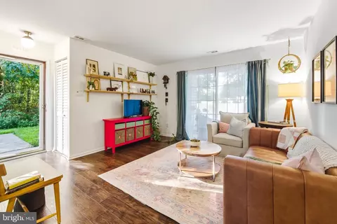 2107 Tanglewood Ct, Sewell, NJ 08080