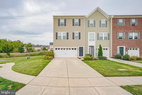 456 Dogwood Dr, Woodbury, NJ 08096