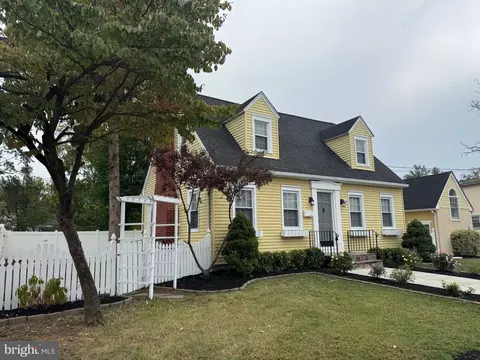 34 S Jackson St, Woodbury, NJ 08096