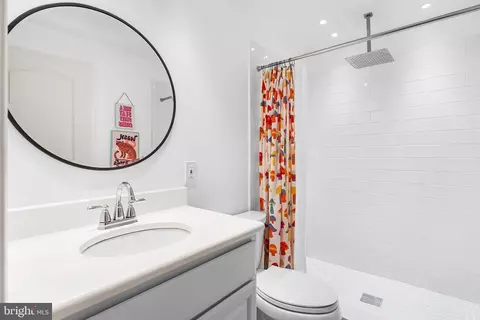 Bath - 409 Catalba Ave, Mickleton, NJ 08056 photo 2 of 2