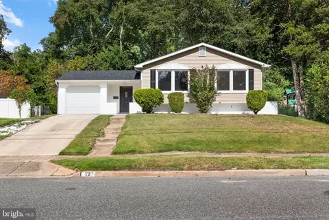 12 Nottingham Way, Blackwood, NJ 08012