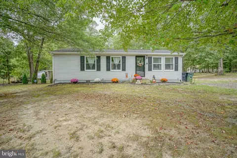 1607 Victory Ave, Williamstown, NJ 08094