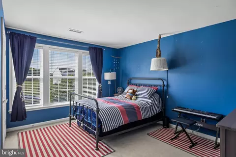 Bedroom - 206 Sullivan Dr, Mickleton, NJ 08056 photo 6 of 7